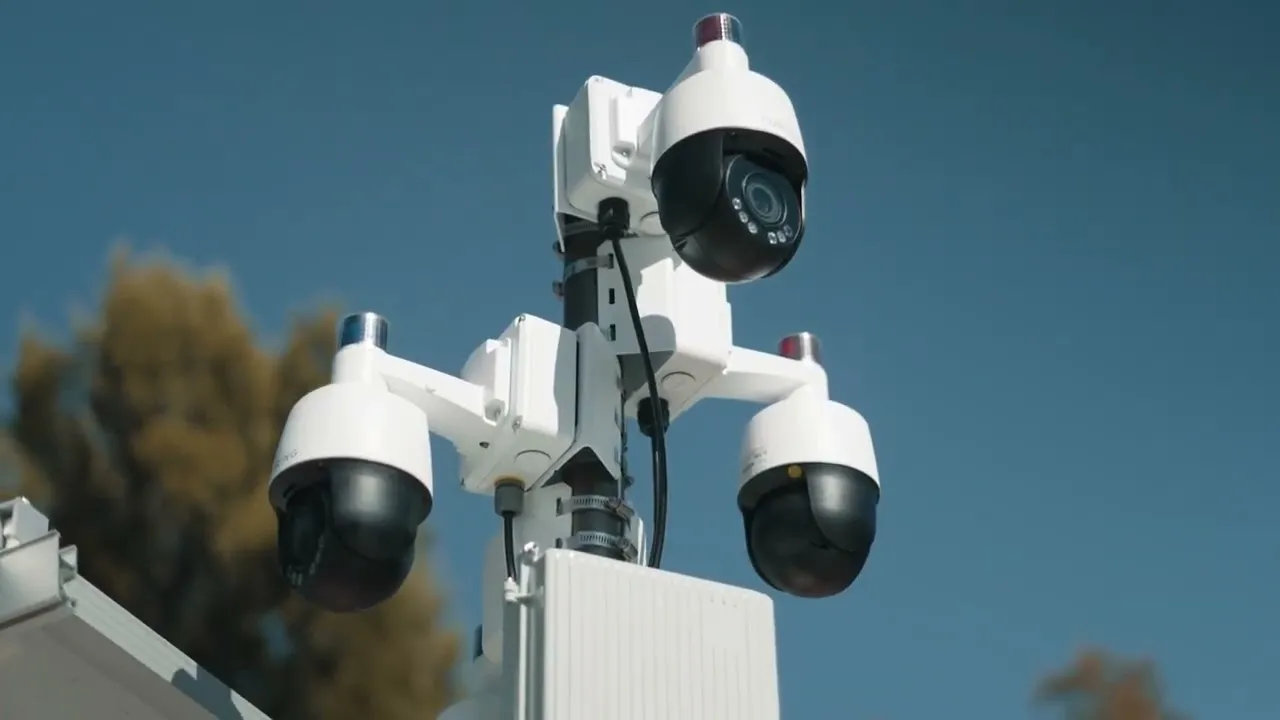 Solar-powered security surveillance trailer video thumbnail